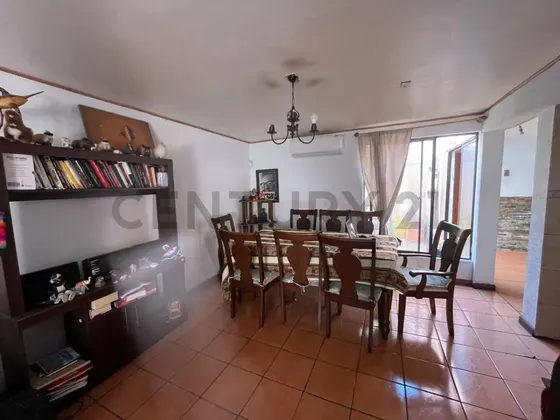 Casa De Dos Pisos Sector Héroes De La Concepción