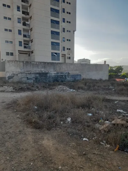 Terreno En Pampatar Sector La Caranta Ic-00026