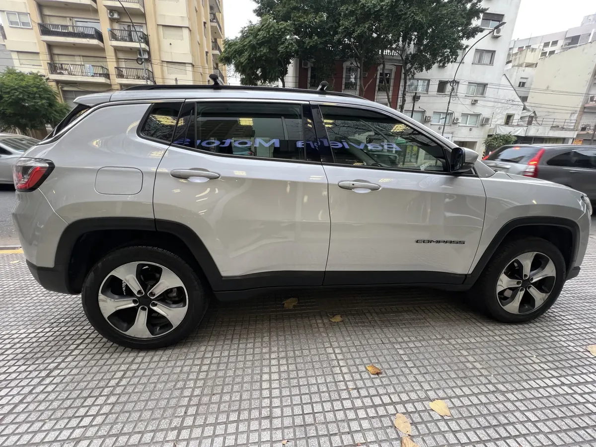 Jeep Compass 2.4 Longitude Plus 4X4516012089143480321