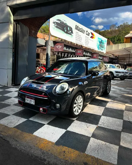 Mini Cooper S 2.0 Hot Chili 5 Puertas At
