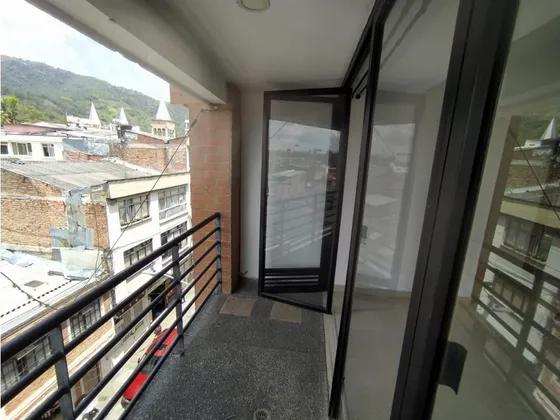 Se Vende Lindo Apartamento Sector Centro De Calarcá 