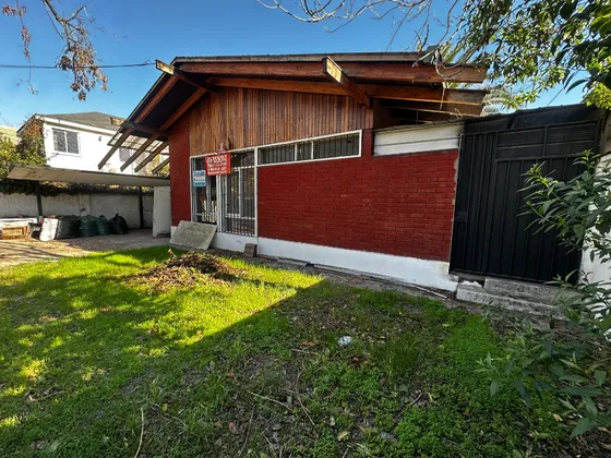 Casa Con Gran Terreno En Ñuñoa, Limite Con Providencia