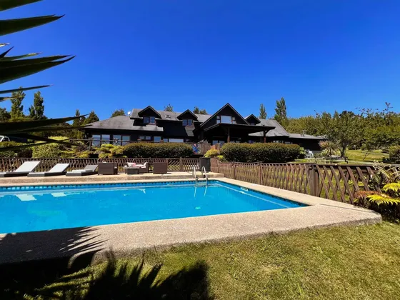 Hermosa Casa En Arriendo Pichiquillaipe (101151)