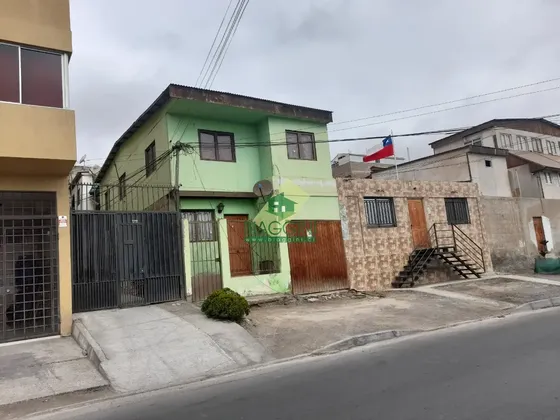 Casa En Venta, Sobre Hospital Antiguo. Sector Alto