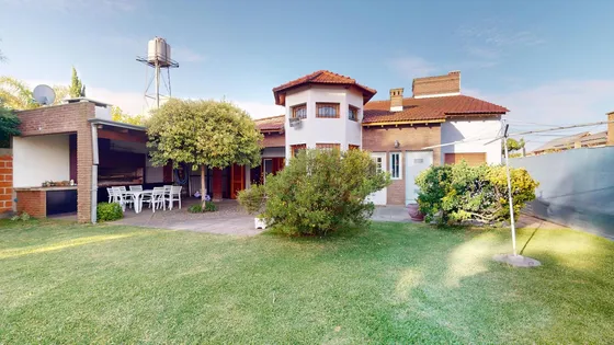 Casa En  Venta La Plata