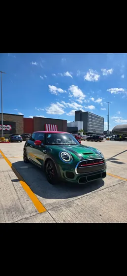 Mini John Cooper Works 2.0 Hot Chilli At