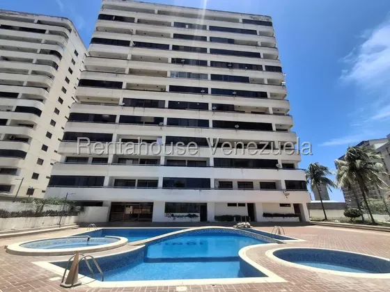 Apartamento En Bella Vista, Porlamar. Yp