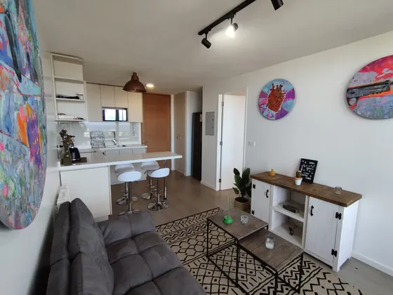 Arriendo Departamento Amoblado Con Vista Al Mar |
