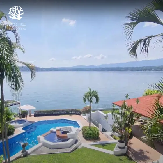 Casa Con Increíble Vista Al Algo De Tequesquitengo