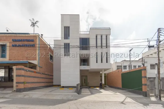 Edificio Comercial (4 Niveles / Obra Gris) A Estrenar Venta La Florida Mls-24-1357
