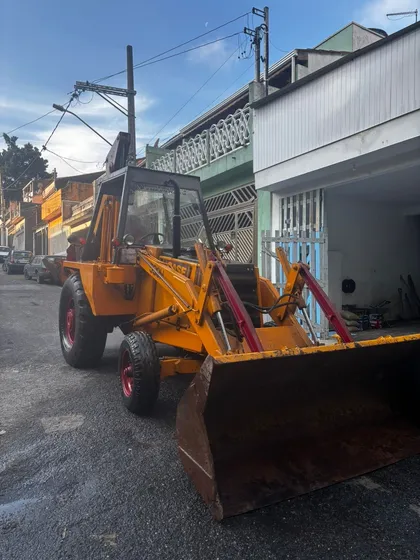 Retroescavadeira Case 580h Emplacada E Revisada