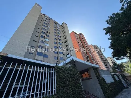 Espectacular Apartamento Penthouse Dúplex En Venta, En Santa Paula! Exclusividad, Amplitud Y Una Vista Panorámica Inigualable Mls #26-21749
