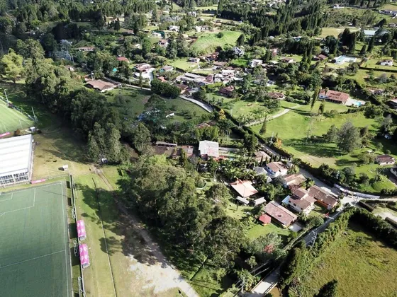 Lote En Venta En Sector Hipodromo. Cod V3858