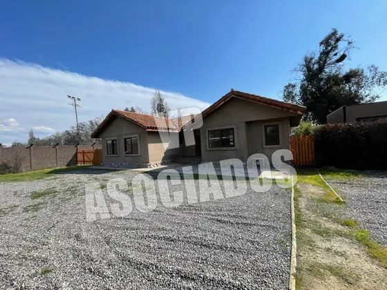 Hermosa Casa Con 4d-3b En Condominio Hacienda Lonque, Maipu