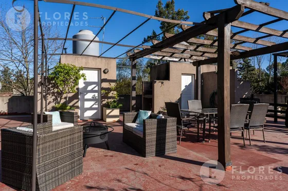 Flores Prop. Vende Departamento En Condominio Villa Rocio - Derqui - Km.50 - Pilar