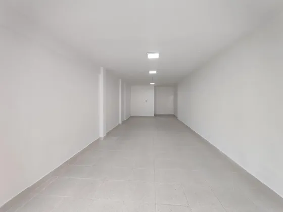 Local En Arriendo En Lleras Restrepo. Cod A20342