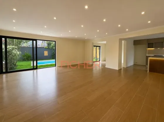 Completamente Remodelada - Nueva!!! Paul Harris 