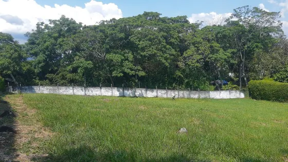 ¡vive La Exclusividad En Pance, Cali! Lote De 2.075 M² En Condominio De Lujo