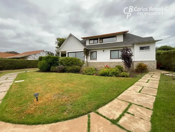 Casa Con Vista Río Mar