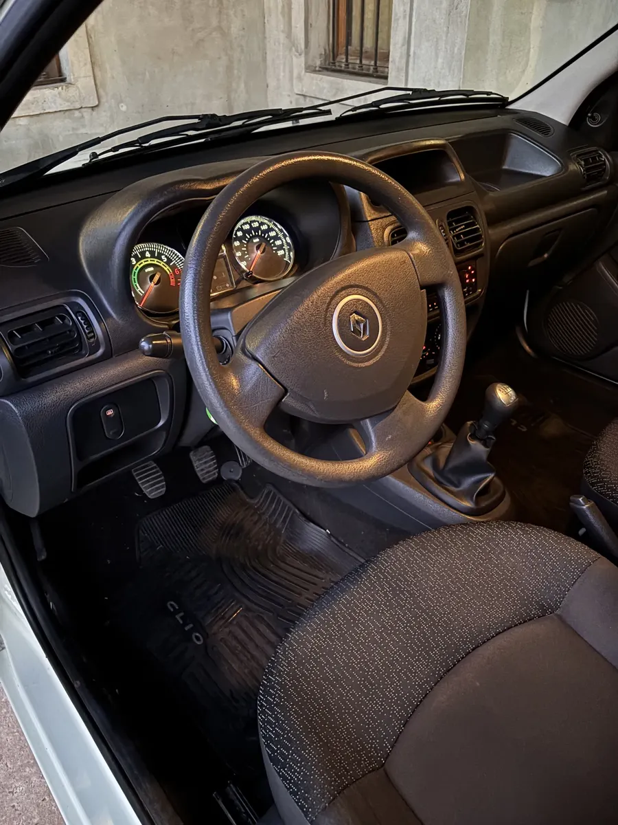 Renault Clio 1.2 Mío Expression Pack I558911258981847043