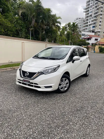 Nissan Note Japonés