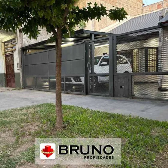 Casa En Venta En Merlo Sur