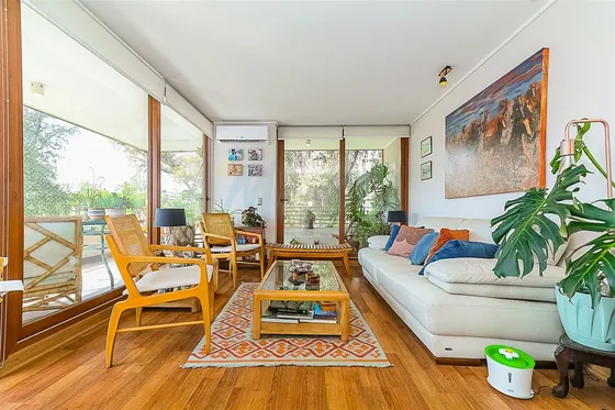 Departamento En Venta De 4 Dorm. En Providencia