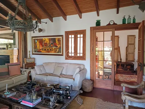 Linda Casa 2 Pisos, 288m2 Utiles,12.600m2 Terreno,piscina