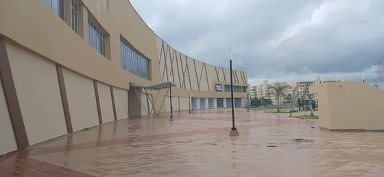 Arriendo-venta Local Con Alta Visibilidad Para Tu Negocio En Centro Comercial. Valor De Venta : $1,293,480,000  Cod. 45395