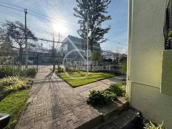 Departamento En Venta De 2 Dorm. En Providencia