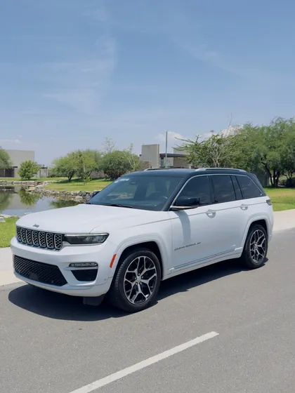 Jeep Grand Cherokee 5.7 Summit Elite Plinum 4x4 At