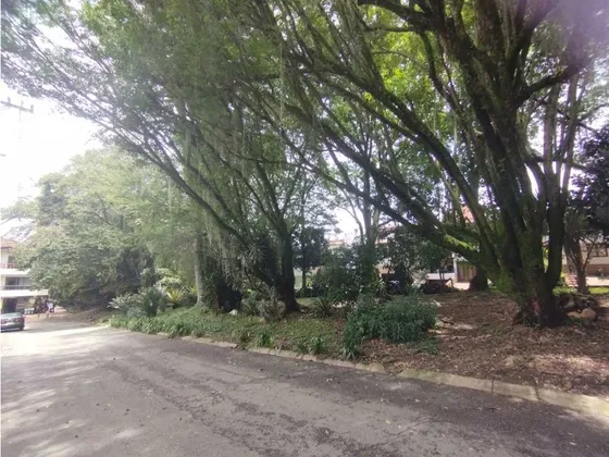 Apartamento En Alquiler En Envigado -trianon
