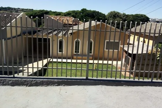 Casa Toda Reformada, Com Um Lindo Gramado, Pronta Para Sua Família