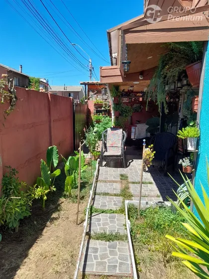 Casa En Venta De 2 Dorm. En Bulnes