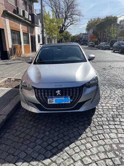 Peugeot 208 1.6 Allure Tiptronic