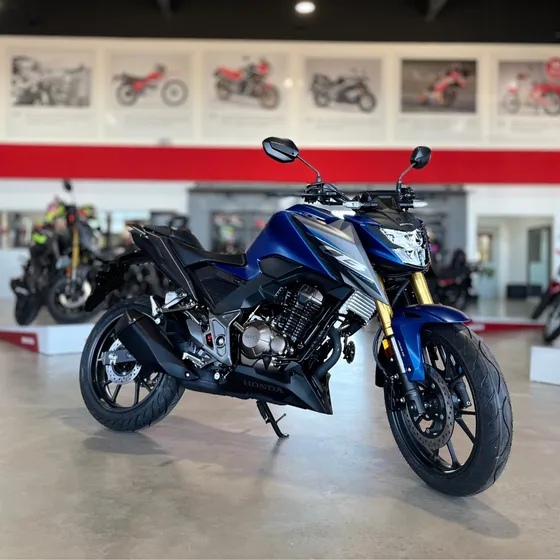 Honda Cb 300 F Cb300f Rojo Negro Azul 2025 0k De Titta