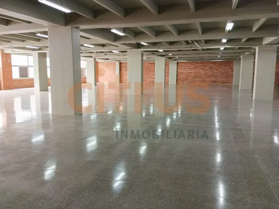 Oficinas En Arriendo Guayabal 643-7134624