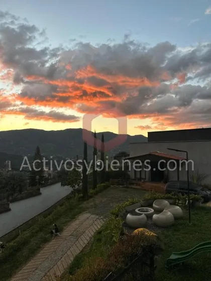Casa En Venta En Sabaneta - Las Lomitas