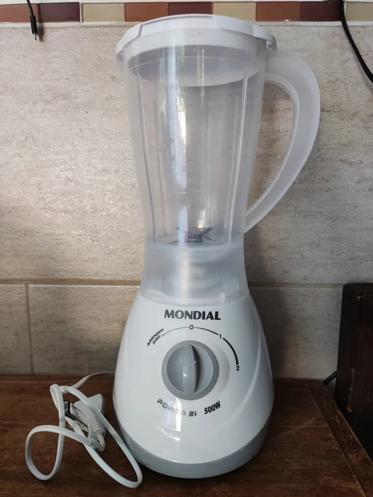 Licuadora Mondial Power 2 NL 26 1500 mL blanca con jarra de