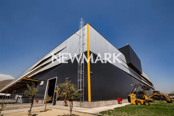 Bodega De 3.239 M2 En Arriendo En Colina