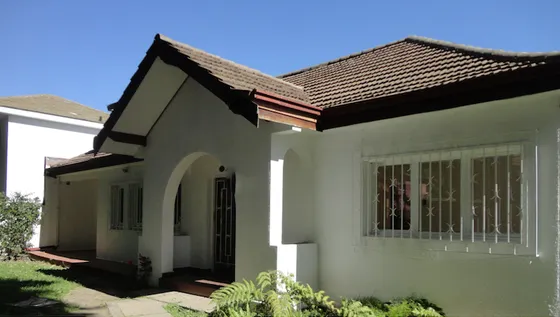 Casa En Arriendo De 5 Dorm. En Viña Del Mar
