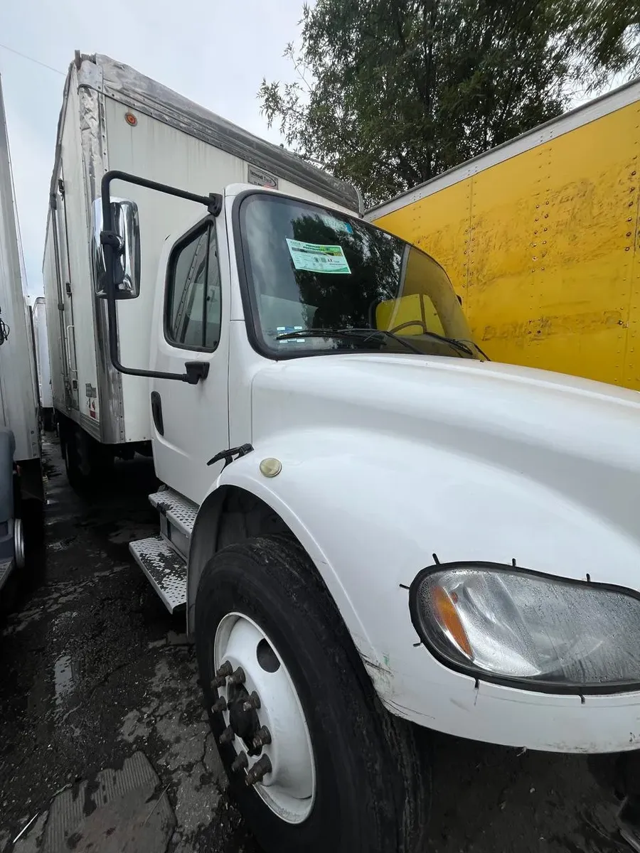 Freightliner M2 35k 2017453674343115018249