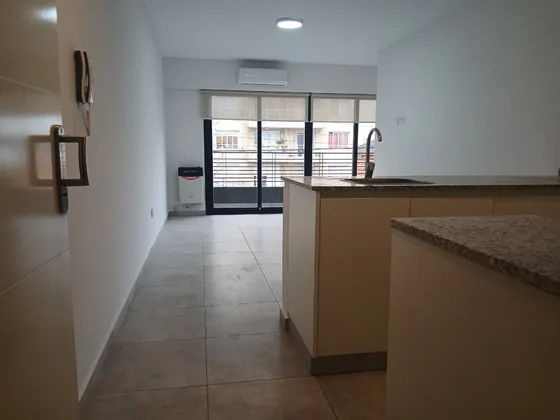 Se Alquila Departamento Soñado! Dos Ambientes Llenos De Luz. Y Cochera!