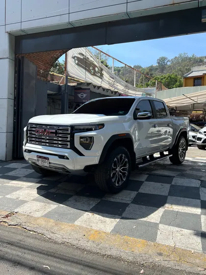 Gmc Canyon 2.7 Denali