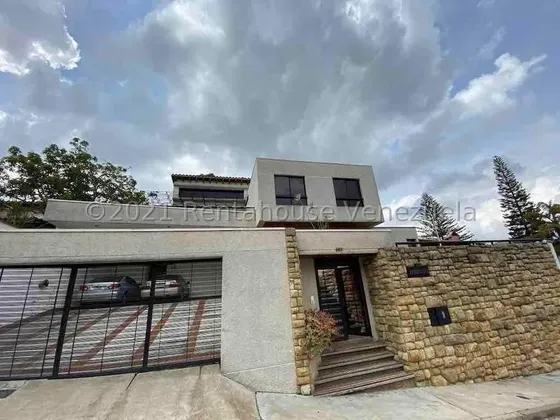 Ld Casa En Venta Urb. Los Naranjos Del Cafetal, Caracas Yf 21-23165