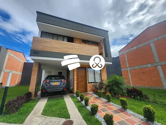 Casa En Venta En La Ceja 3 Habitaciones