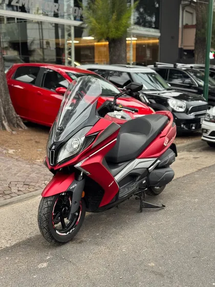Kymco Downtown 350