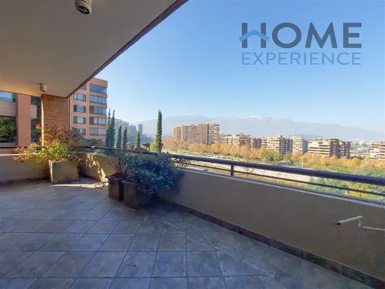 Duplex Venta 5 Dorm. En Santa Maria Lateral