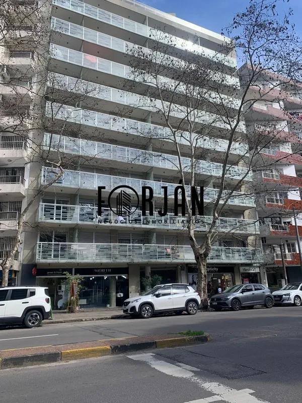 Alquiler Apartamento Pocitos Con Cochera