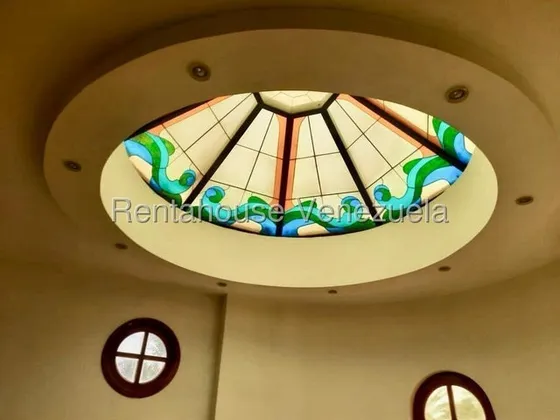 Aquí Lo Que Buscas, Tu Villa Ideal.